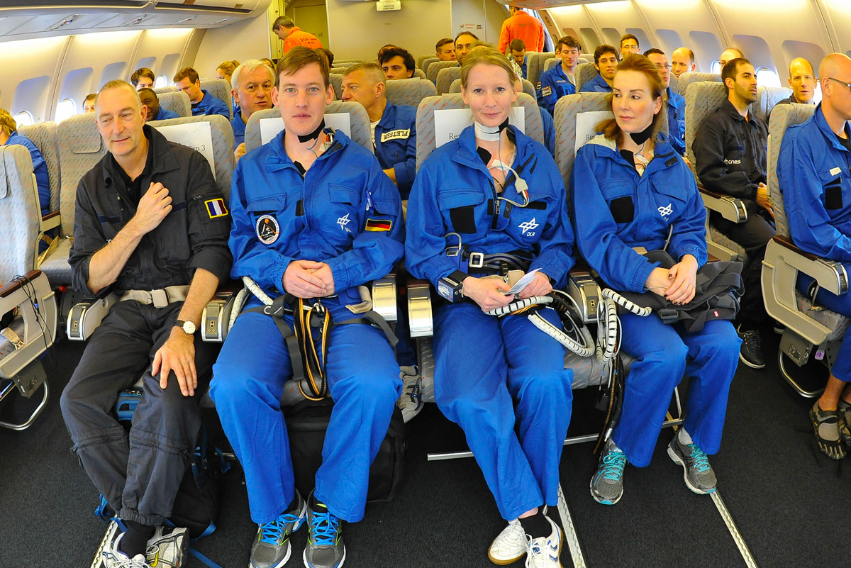 scientists-flight-novespace-onboard-a310-zerog